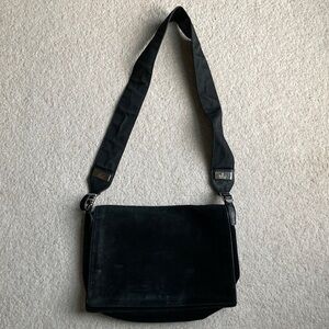 Gucci crossbody suede bag - fair condition